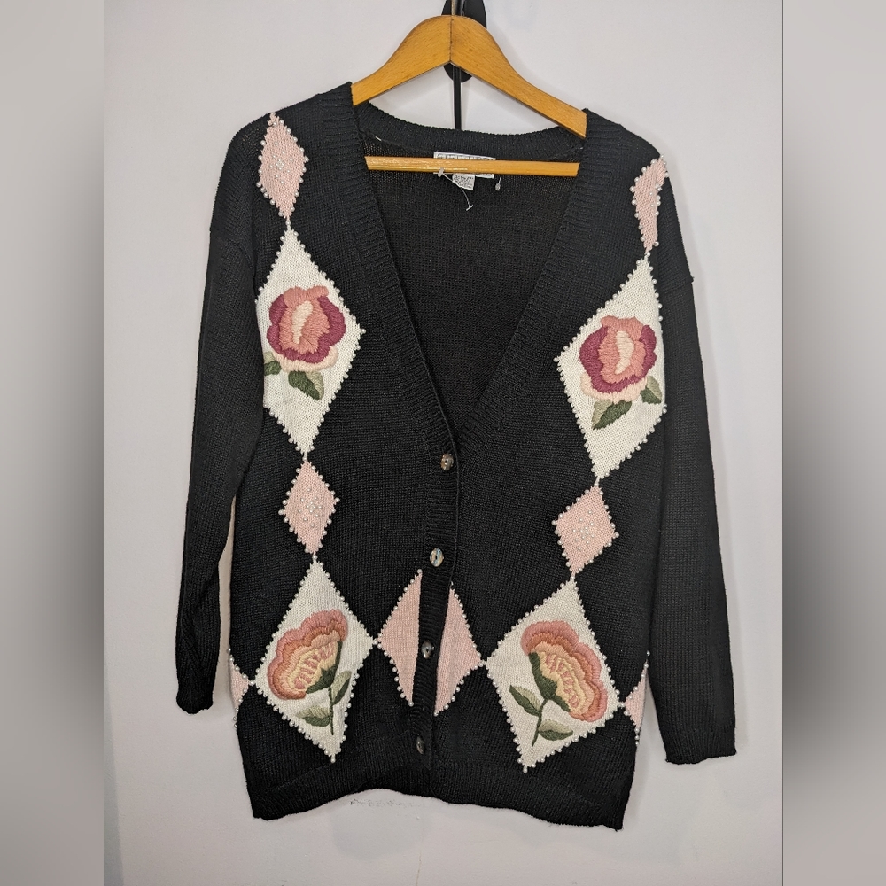 Elegant Black Floral Cardigan